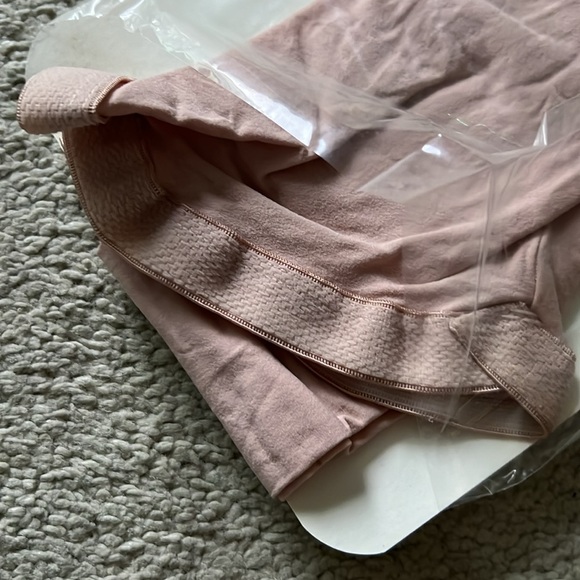 Bloch Hipstar Low-Rise Ballet Footed Tights Sz A NIP - Picture 4 of 5